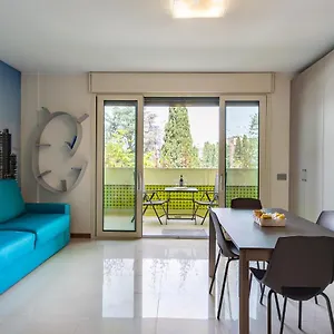 Appartamento Maciachini, Zona Isola, Milano