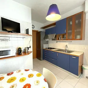 Appartamento Accomodo Mib28 Bivano Navigli, Milano
