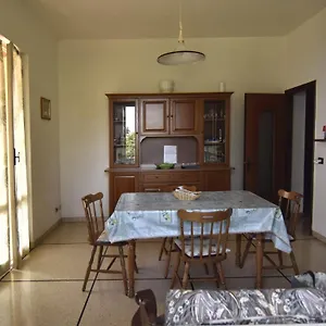 https://tra-gli-ulivi-da-giacinta.hotelitalianriviera.com